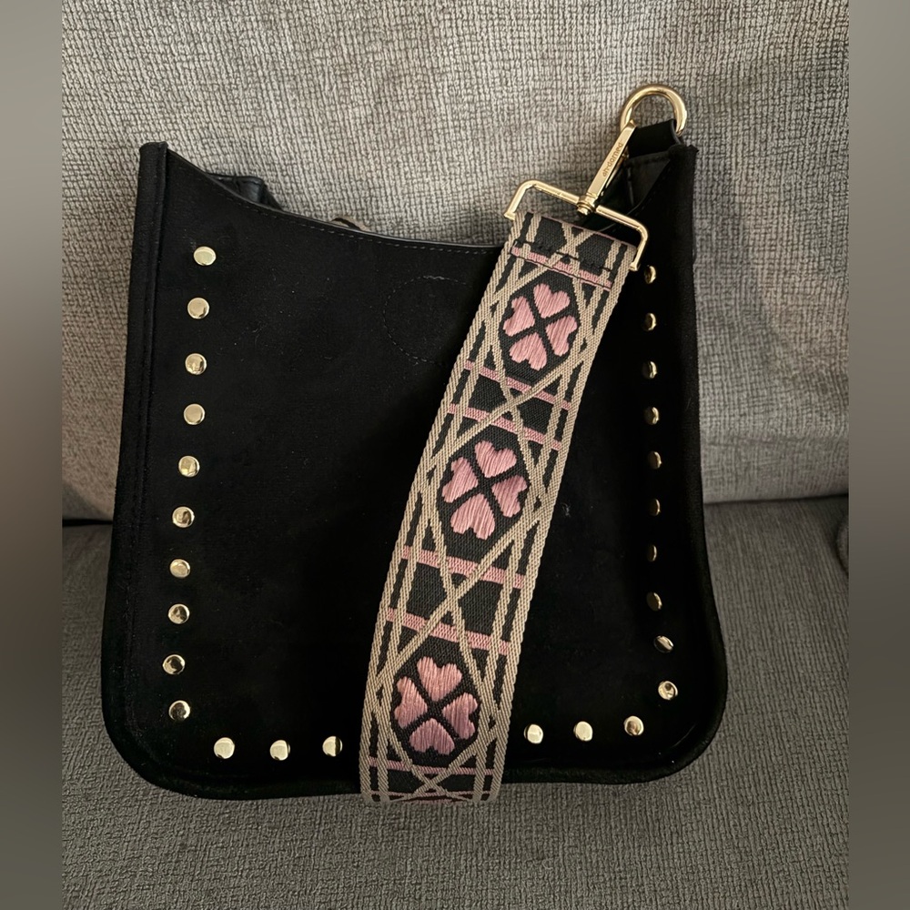 Black Cross Body